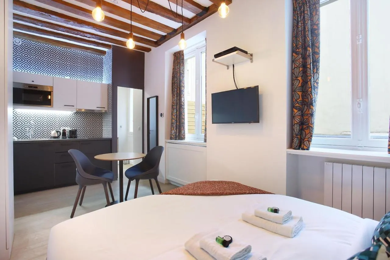 Rent A Room - Aparts Cadet Париж Апартаменты