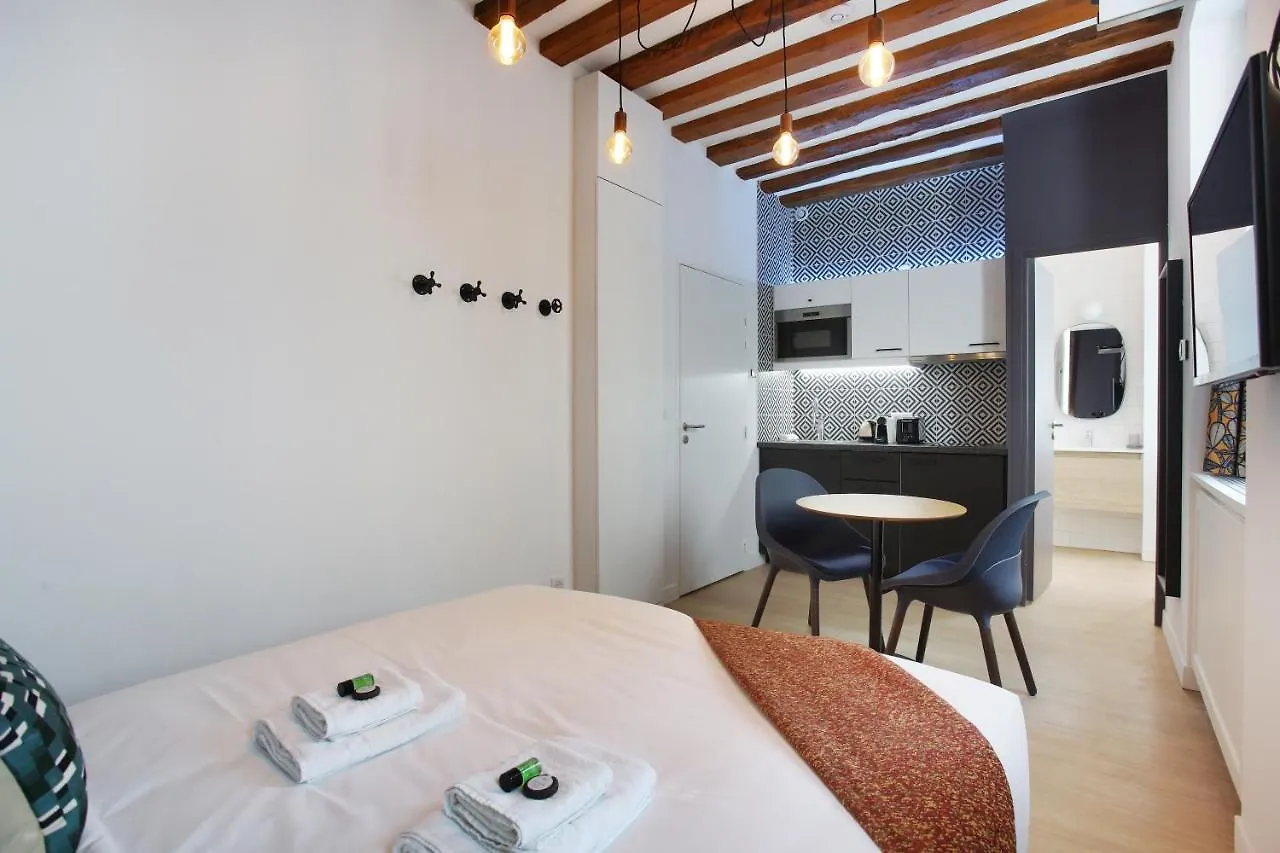 Апартаменты Rent A Room - Aparts Cadet Париж